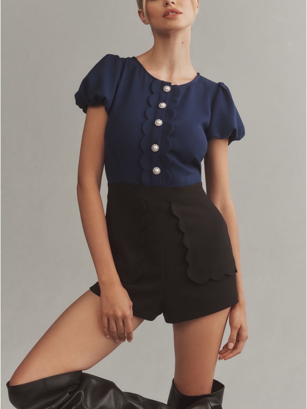 Maeve Size 4 Puff-Sleeve Colorblock
Scallop Romper NWOT